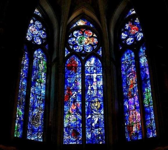 Marc Chagall. Vitrages in Notre-Dame Cathedral in Reims. 1974